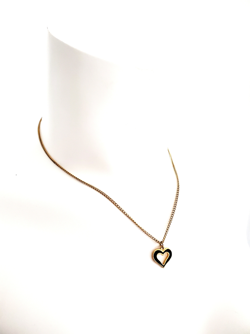Gold Heart Outline Pendant Necklace - Women's Elegant Accent